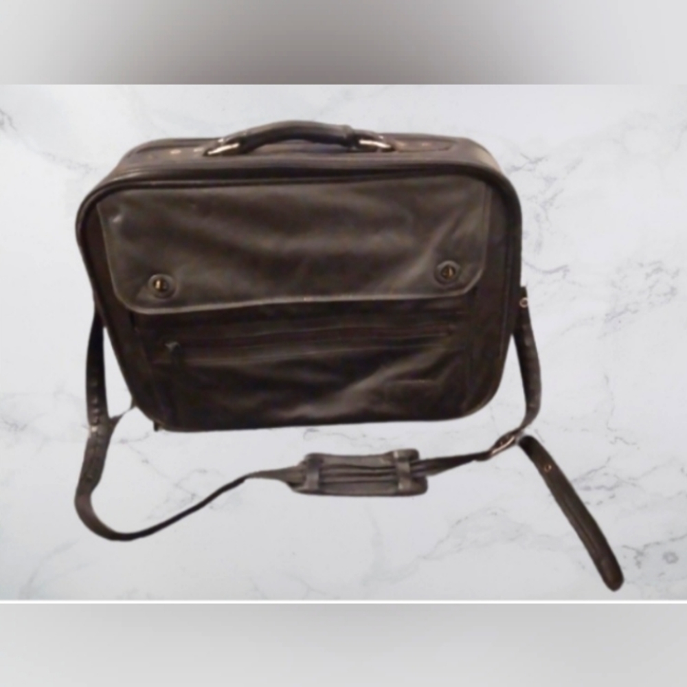 100% Leather bag